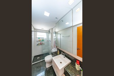 Apartamento à venda com 196m², 3 quartos e 3 vagasBanheiro da Suíte