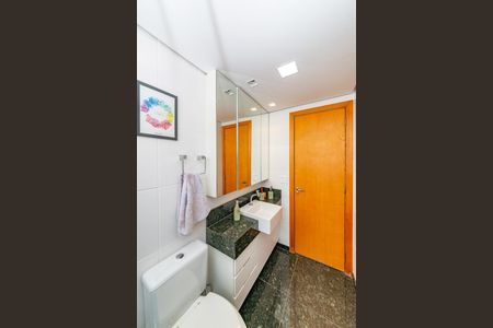 Apartamento à venda com 196m², 3 quartos e 3 vagasBanheiro da Suíte