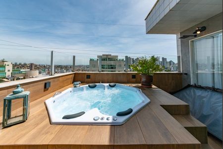 Apartamento à venda com 196m², 3 quartos e 3 vagasÁrea Externa