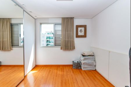 Apartamento à venda com 196m², 3 quartos e 3 vagasQuarto 2
