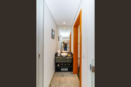 Apartamento à venda com 196m², 3 quartos e 3 vagasBanheiro Social 2