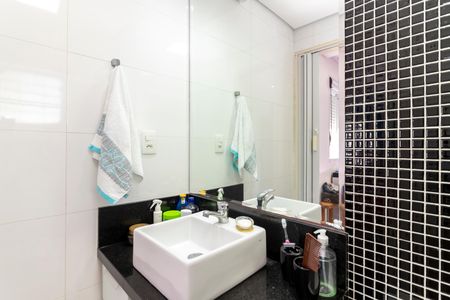 Casa à venda com 222m², 4 quartos e 2 vagas Casa à venda com 222m², 4 quartos e 2 vagasBanheiro da Suíte 3