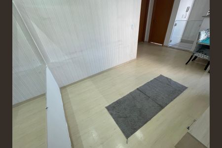 Sala de apartamento para alugar com 2 quartos, 47m² em Vila Izabel, Guarulhos
