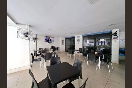 Apartamento à venda com 72m², 2 quartos e 1 vagaÁrea comum