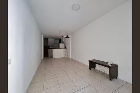 Apartamento à venda com 72m², 2 quartos e 1 vagaSala