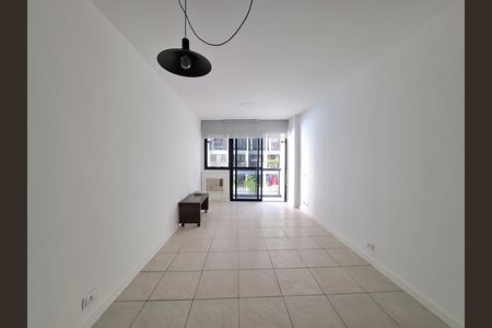 Apartamento à venda com 72m², 2 quartos e 1 vagaSala