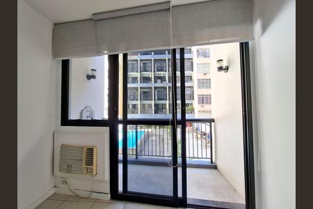 Apartamento à venda com 72m², 2 quartos e 1 vagaVaranda