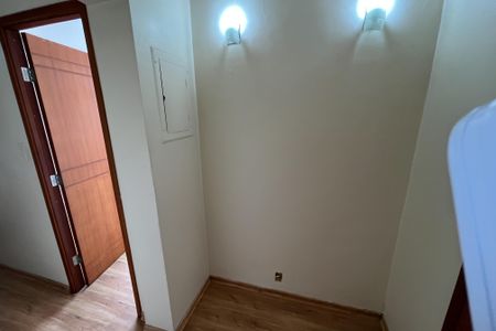Apartamento para alugar com 150m², 3 quartos e 2 vagas Apartamento para alugar com 150m², 3 quartos e 2 vagasCorredor