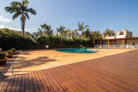 Apartamento à venda com 113m², 4 quartos e 2 vagas Apartamento à venda com 113m², 4 quartos e 2 vagasÁrea comum - Piscina e Churrasqueira