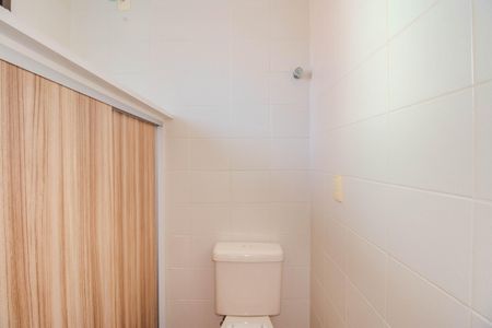 Apartamento à venda com 113m², 4 quartos e 2 vagas Apartamento à venda com 113m², 4 quartos e 2 vagasBanheiro de Serviço