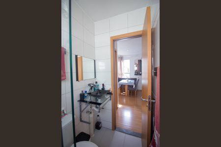 Apartamento à venda com 39m², 2 quartos e 1 vagaBanheiro Social