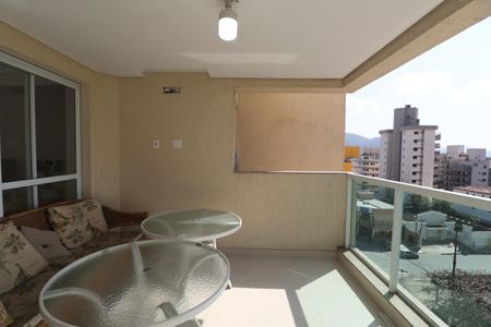 Apartamento para alugar com 120m², 3 quartos e 2 vagasVaranda