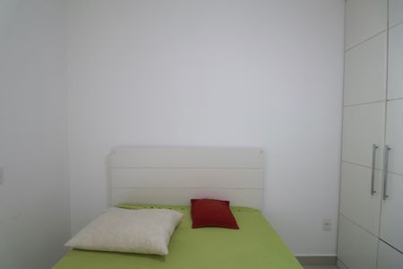 Apartamento para alugar com 120m², 3 quartos e 2 vagasQuarto 2