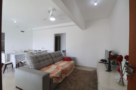 Apartamento para alugar com 120m², 3 quartos e 2 vagasSala