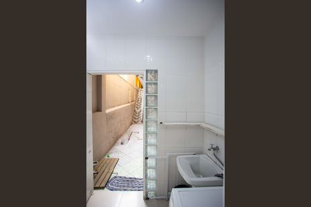 Casa à venda com 250m², 5 quartos e 2 vagasÁrea de Serviço Casa 2