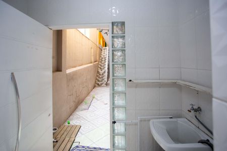 Casa à venda com 250m², 5 quartos e 2 vagasÁrea de Serviço Casa 2