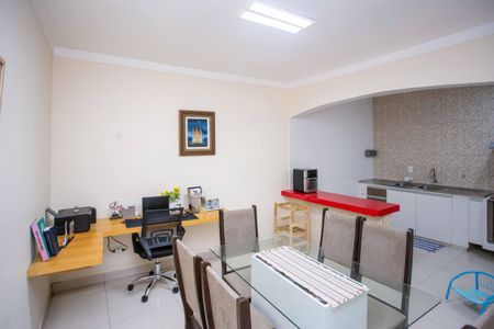 Casa à venda com 250m², 5 quartos e 2 vagasSala de Jantar Casa 2