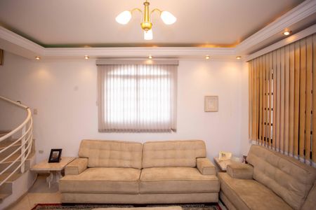 Casa à venda com 250m², 5 quartos e 2 vagasSala de TV