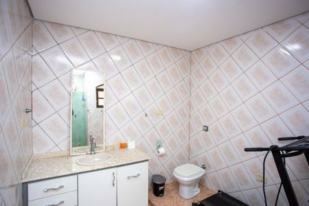 Casa à venda com 250m², 5 quartos e 2 vagasBanheiro da Suíte 3