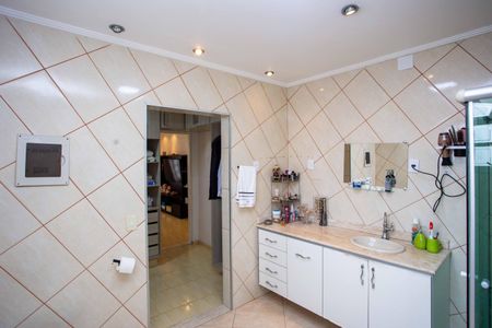 Casa à venda com 250m², 5 quartos e 2 vagasBanheiro da Suíte 1