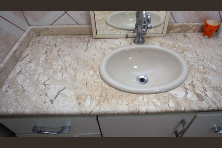 Casa à venda com 250m², 5 quartos e 2 vagasBanheiro da Suíte 3