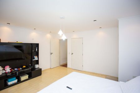 Casa à venda com 250m², 5 quartos e 2 vagasQuarto Suíte 1