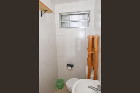 Lavabo de apartamento para alugar com 2 quartos, 62m² em Lapa, São Paulo