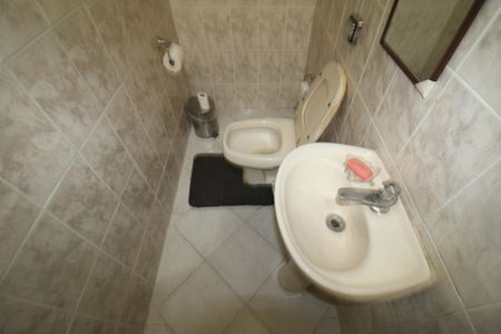 Casa à venda com 169m², 4 quartos e 3 vagasGaragem - Banheiro