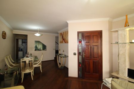 Sala de casa à venda com 4 quartos, 169m² em Vila Ester (zona Norte), São Paulo