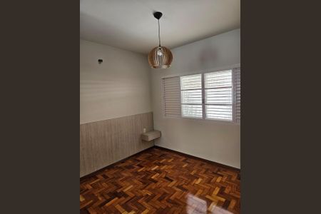 Apartamento para alugar com 117m², 3 quartos e 2 vagasQuarto