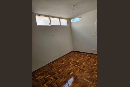 Apartamento para alugar com 117m², 3 quartos e 2 vagasQuarto