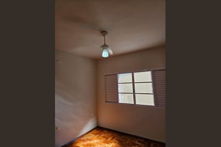 Apartamento para alugar com 117m², 3 quartos e 2 vagasQuarto