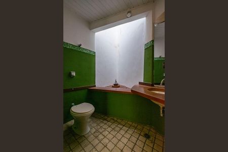 Casa à venda com 191m², 5 quartos e 2 vagas Casa à venda com 191m², 5 quartos e 2 vagasSuíte 5 - Banheiro