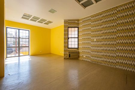 Casa à venda com 191m², 5 quartos e 2 vagas Casa à venda com 191m², 5 quartos e 2 vagasSuíte 2