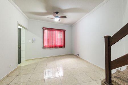 Sala de casa de condomínio à venda com 2 quartos, 86m² em Vila Carmosina, São Paulo