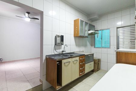 Casa de condomínio à venda com 86m², 2 quartos e 1 vaga Casa de condomínio à venda com 86m², 2 quartos e 1 vagaCozinha