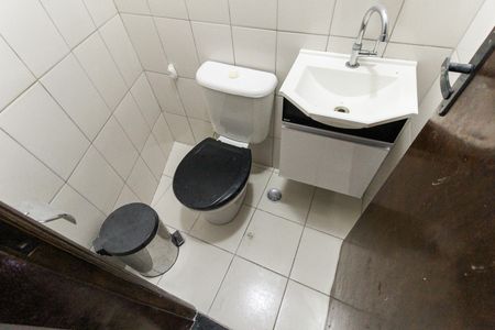 Lavabo de casa de condomínio à venda com 2 quartos, 86m² em Vila Carmosina, São Paulo