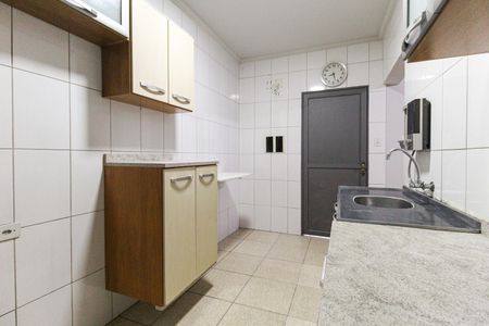 Casa de condomínio à venda com 86m², 2 quartos e 1 vaga Casa de condomínio à venda com 86m², 2 quartos e 1 vagaCozinha