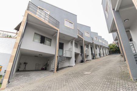 Casa de condomínio à venda com 86m², 2 quartos e 1 vaga Casa de condomínio à venda com 86m², 2 quartos e 1 vagaÁrea Comum