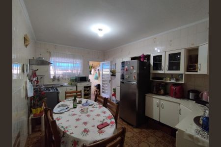 Casa à venda com 88m², 3 quartos e 1 vagaCozinha 