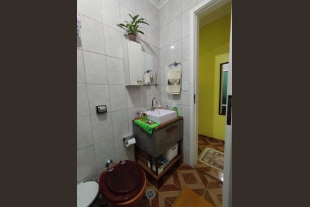 Casa à venda com 88m², 3 quartos e 1 vagaBanheiro 