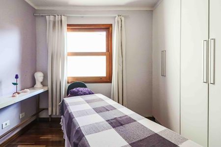 Casa à venda com 138m², 4 quartos e 2 vagasSuíte 2