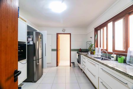 Casa à venda com 138m², 4 quartos e 2 vagasCozinha