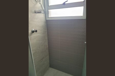 Banheiro de apartamento à venda com 1 quarto, 48m² em Suiço, São Bernardo do Campo