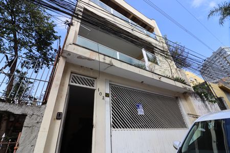 Casa à venda com 368m², 3 quartos e 2 vagasFachada