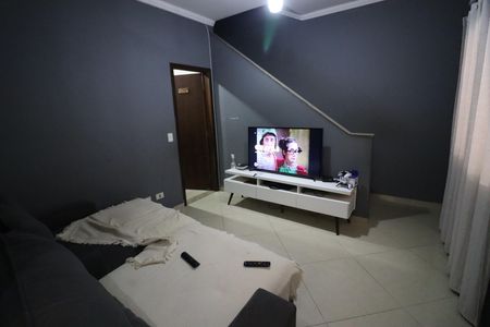 Casa à venda com 368m², 3 quartos e 2 vagasSala 2