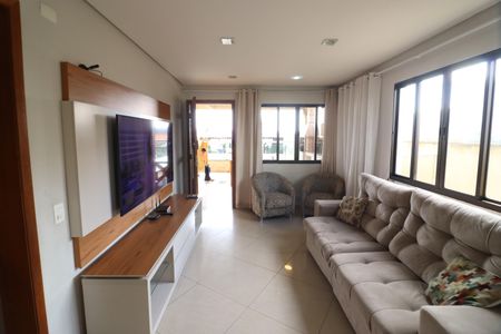 Sala 1 de casa à venda com 3 quartos, 368m² em Bussocaba, Osasco