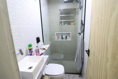 Casa à venda com 368m², 3 quartos e 2 vagasBanheiro 3
