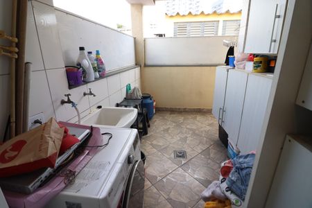 Casa à venda com 368m², 3 quartos e 2 vagasÁrea de Serviço 1
