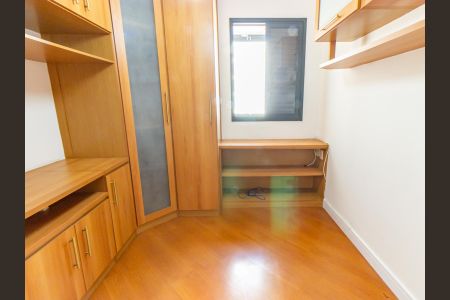 Apartamento à venda com 75m², 3 quartos e 2 vagas Apartamento à venda com 75m², 3 quartos e 2 vagasQuarto 2